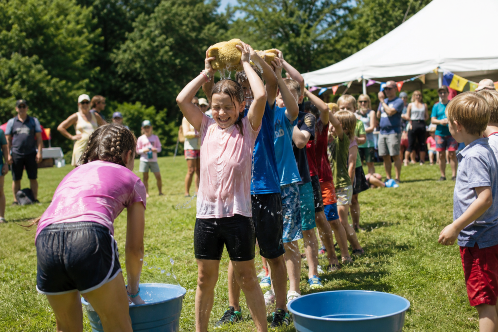 12 Spiele fürs Sommerfest mit Kindern: vorbereitungsarm und wirklich lustig chatgpt image 19. mai 2026, 22 12 41 (4)